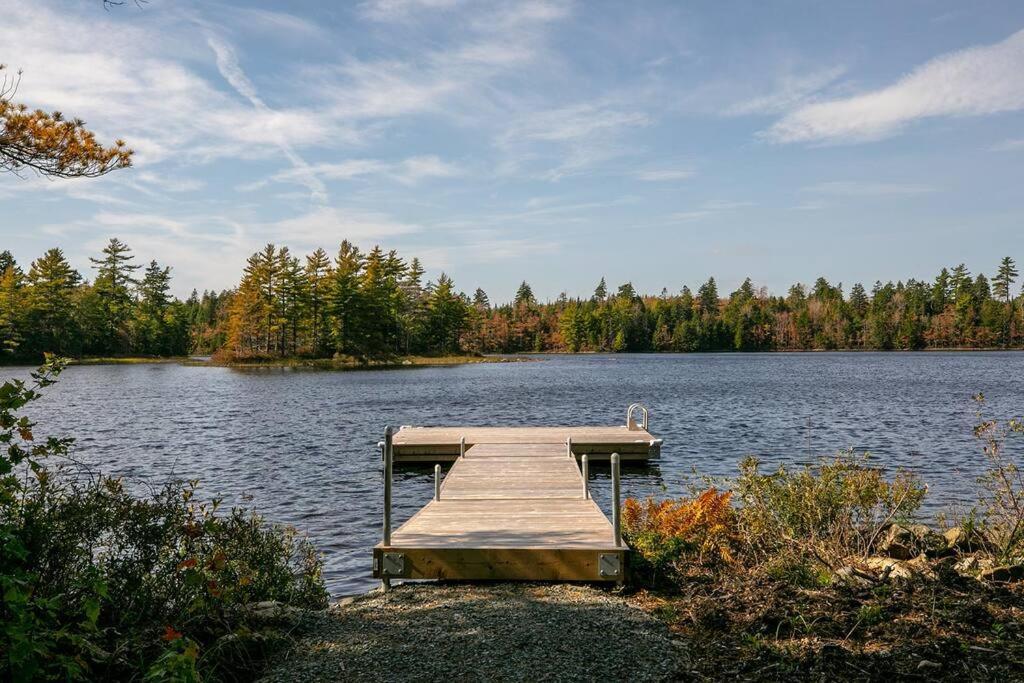 Numinous Cottage Long Lake Oasis Centre Rawdon Exterior photo